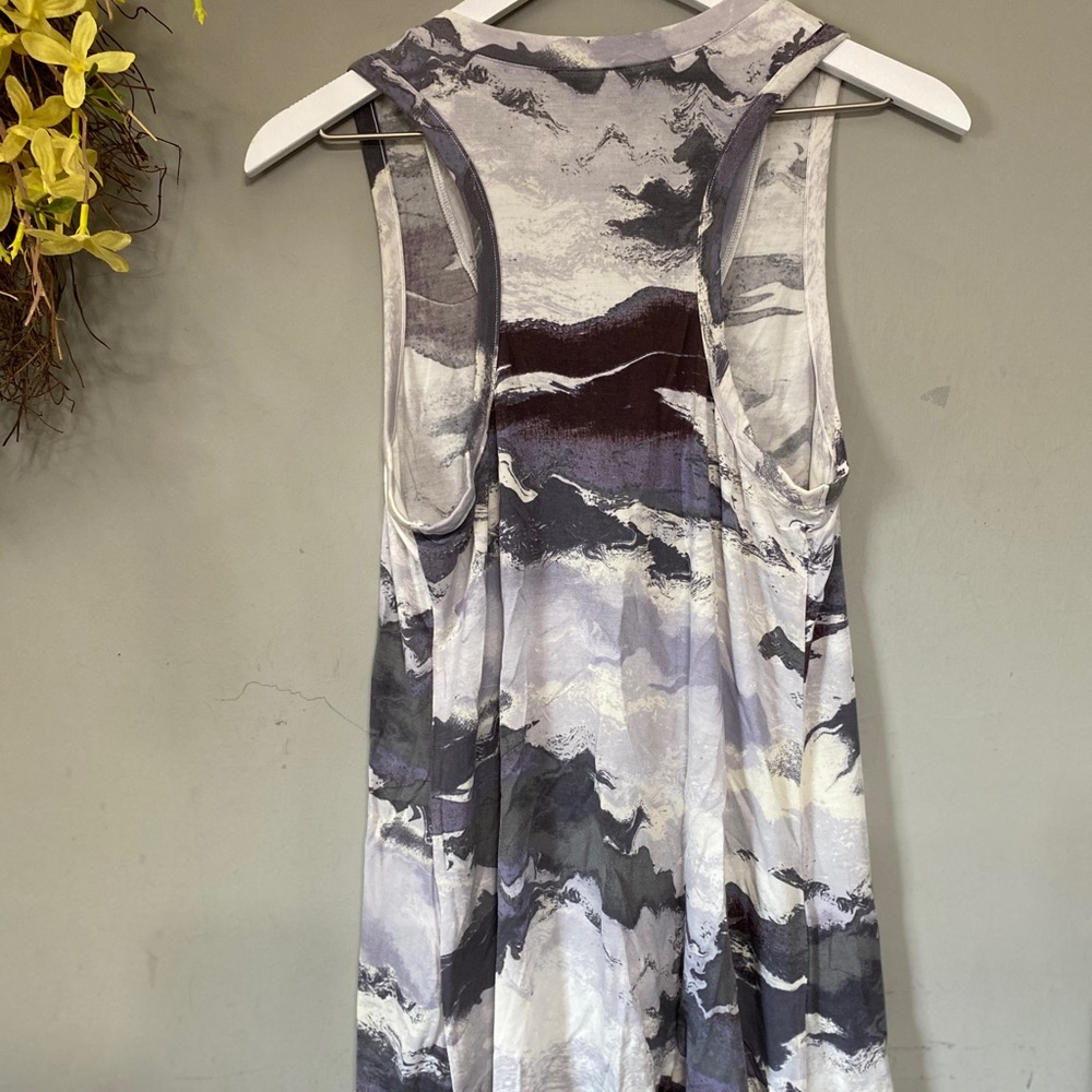 ROSE & OLIVE TOP - Picture 2 of 5